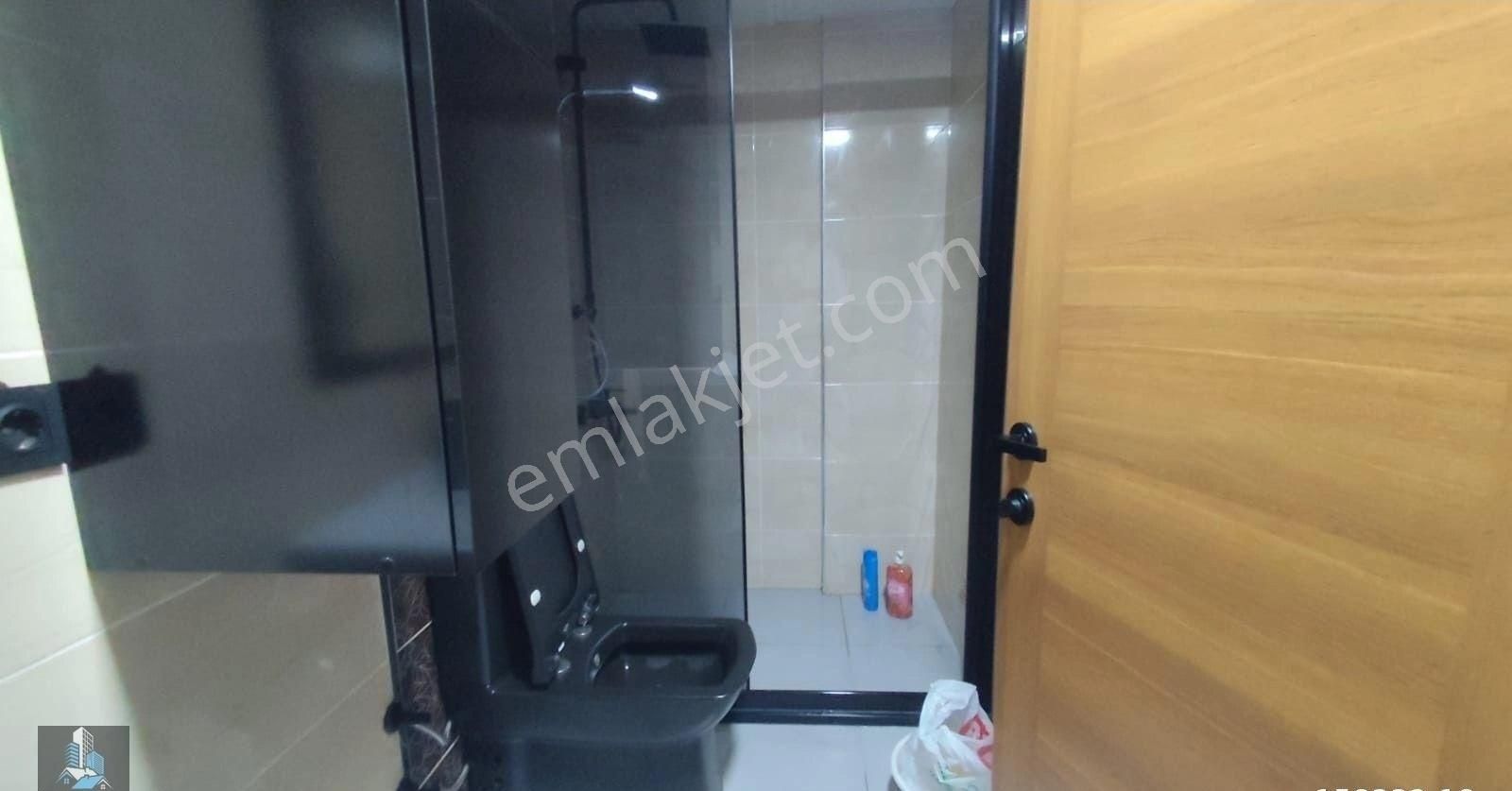 İzmir Bayar'dan Göksu Mahallesinde Bakımlı Ferah 2+1 Yatırımlık Daire