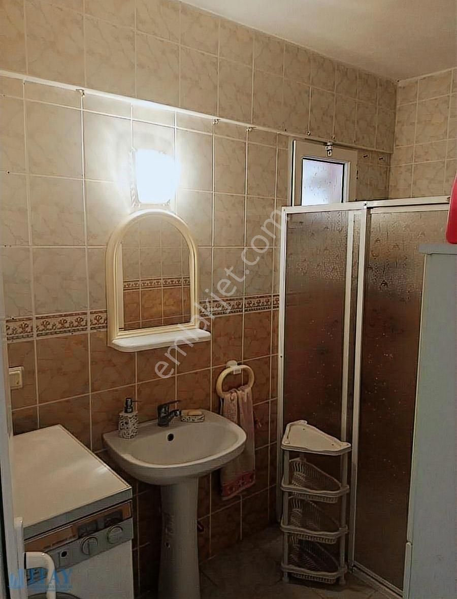 Geniş Ve Büyük Bahçeli Villa - Görsel 7