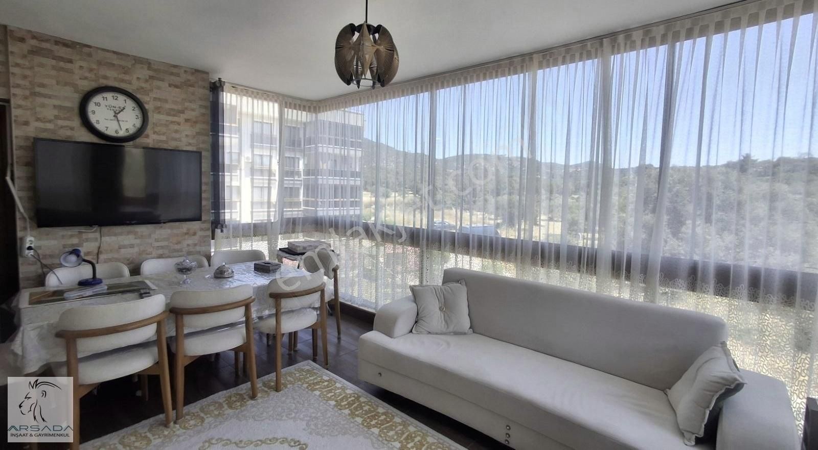 Kuşadası'nda Geniş 3+1 - Görsel 17