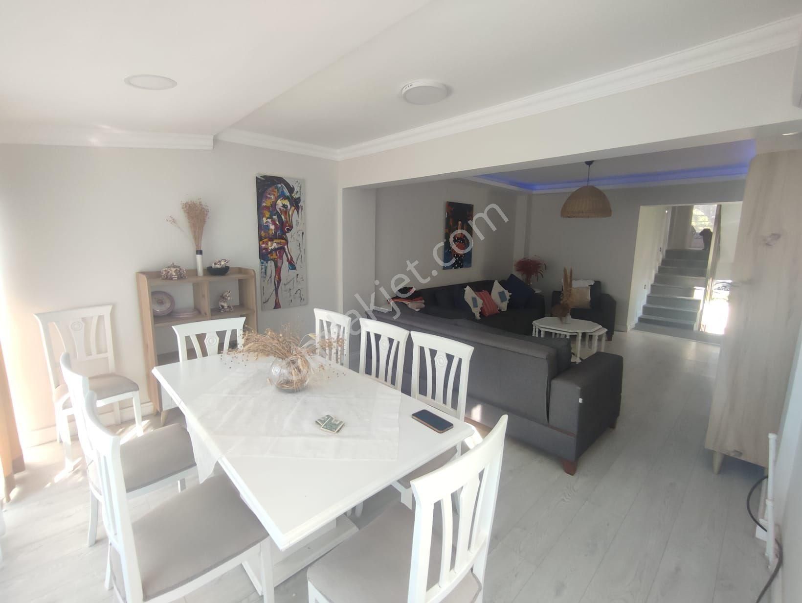 Kadınlar Denizi'nde Sıfır Tadilatlı 4+1 Villa +gelir Getiren Stüdyo Daire,full Eşyalı - Görsel 7