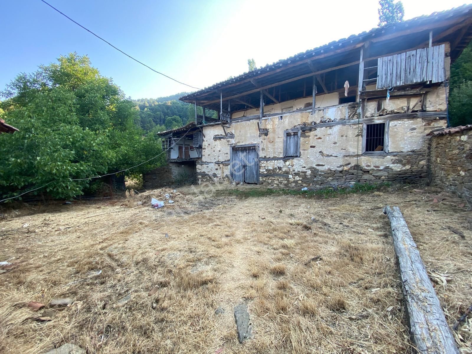Antika Gayrimemkul'den Gölcük'de Satılık Müstakil Ev - Görsel 15