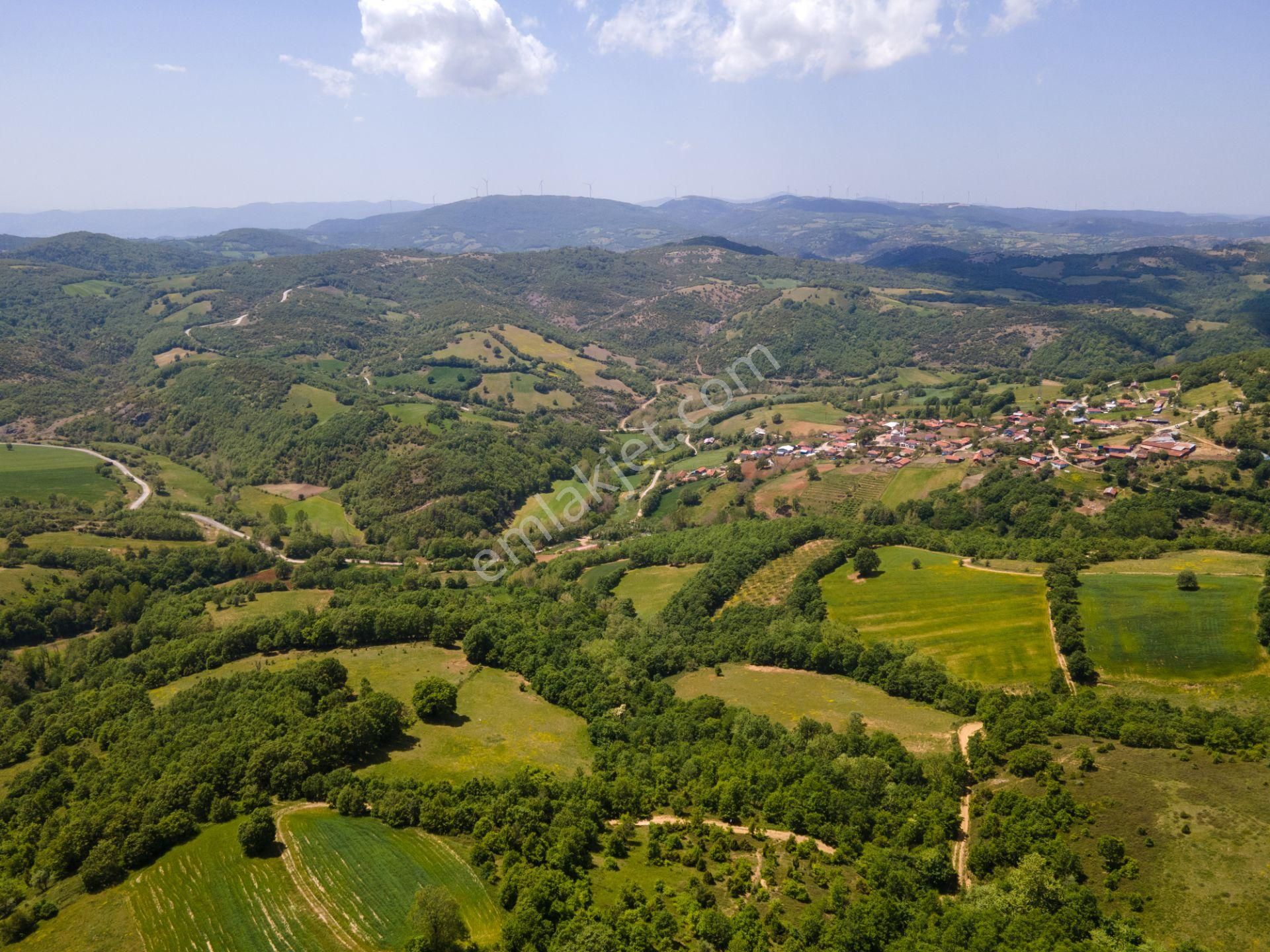 Çanakkale Lapseki'de Köye Yakın Yola Cephe 683 M² Tarla