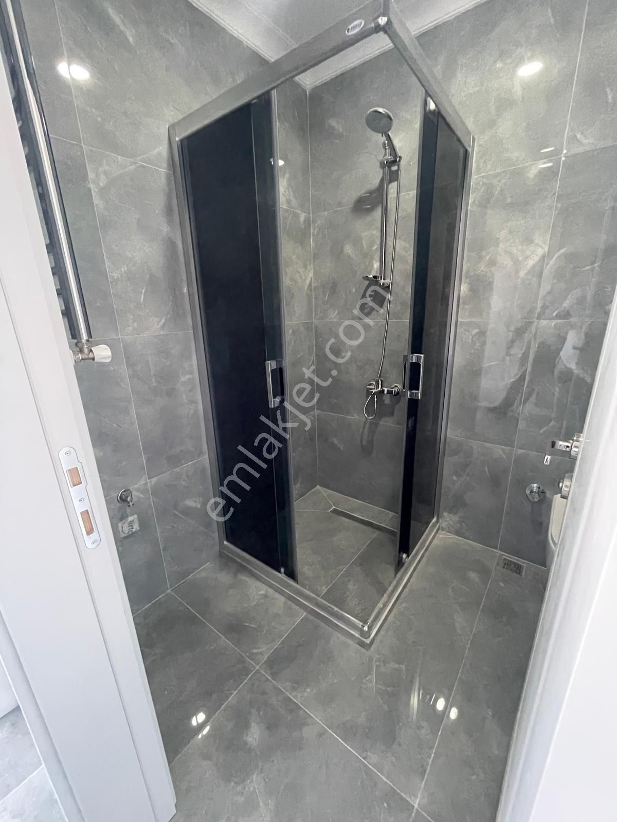 Seher İnşaattan Hürriyet Mahallesinde Satılık 5+2 Dublex - Görsel 29