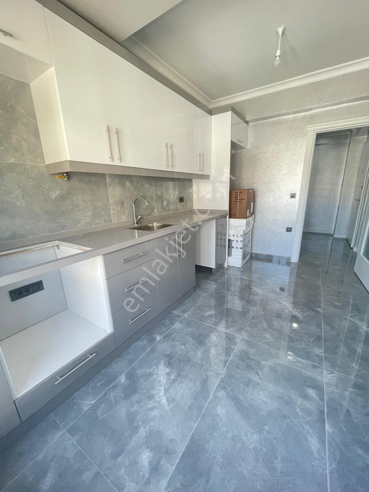 Seher İnşaattan Hürriyet Mahallesinde Satılık 5+2 Dublex - Görsel 8