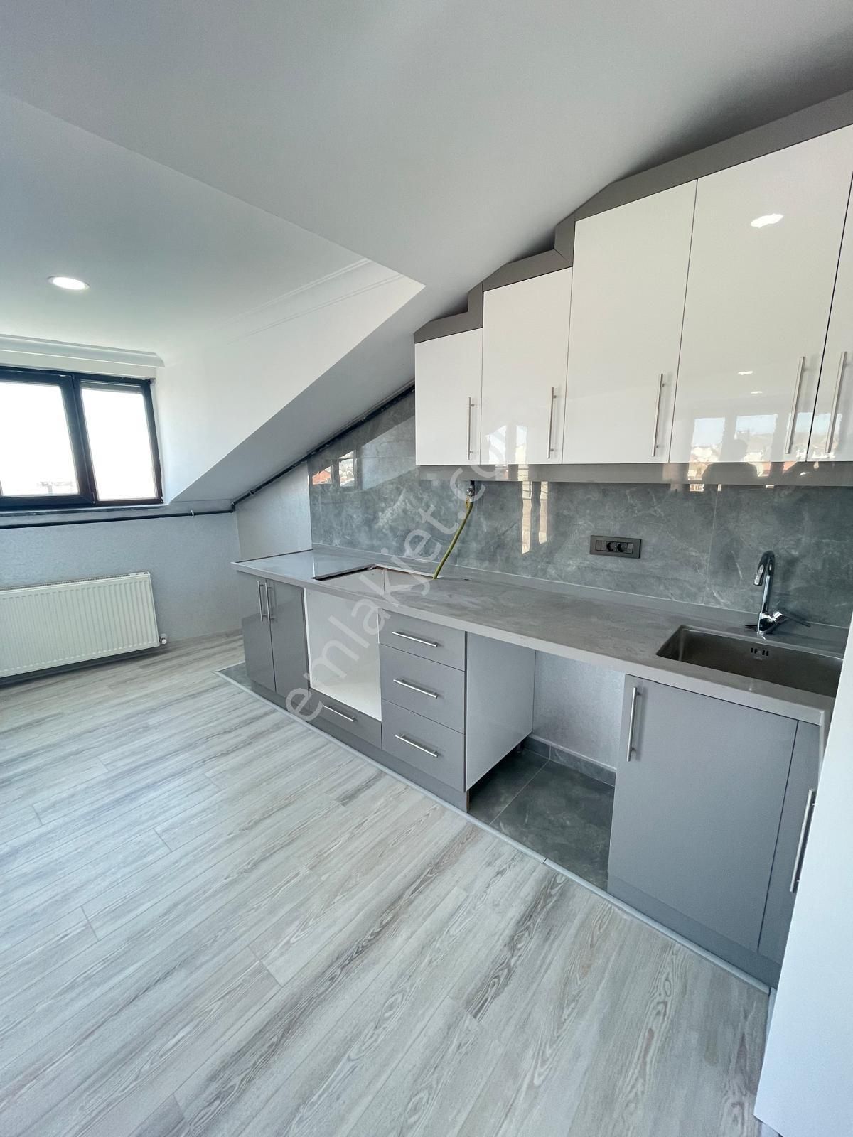 Seher İnşaattan Hürriyet Mahallesinde Satılık 5+2 Dublex - Görsel 31