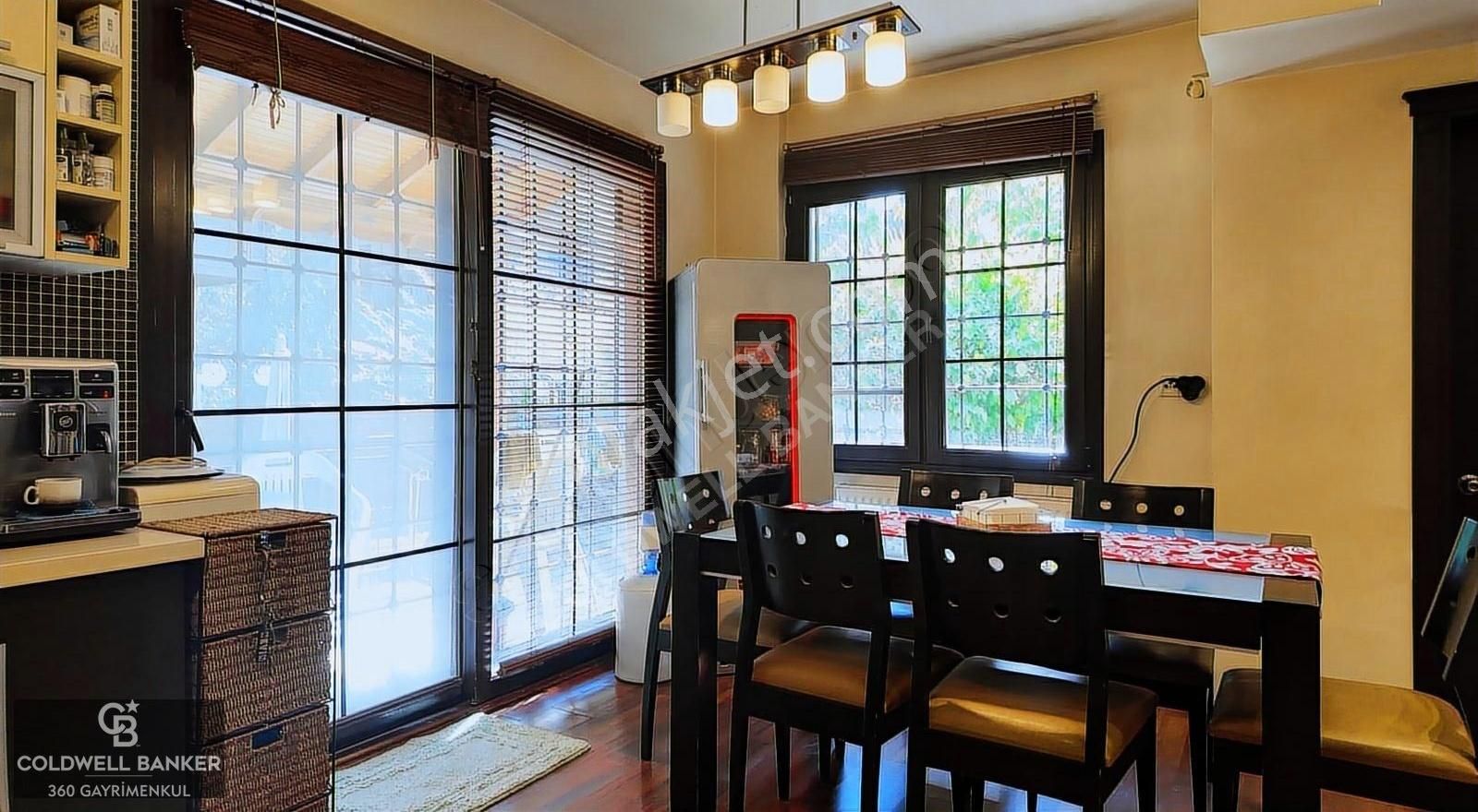 Forum Bornova'ya Yürüme Mesafesinde 4+1 Tripleks Müstakil Villa - Görsel 8