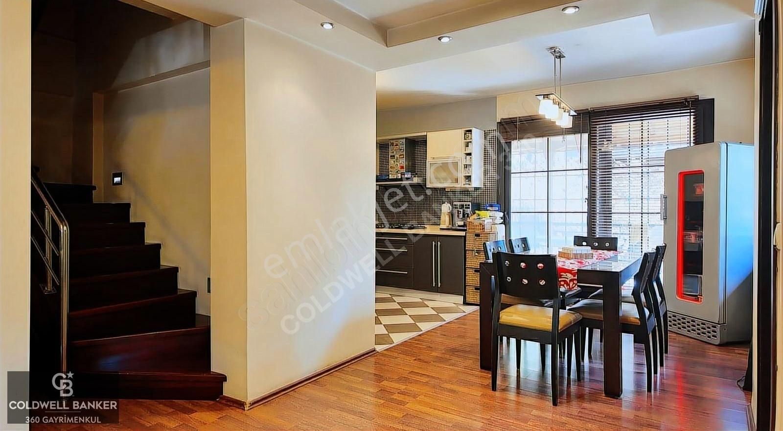 Forum Bornova'ya Yürüme Mesafesinde 4+1 Tripleks Müstakil Villa - Görsel 7