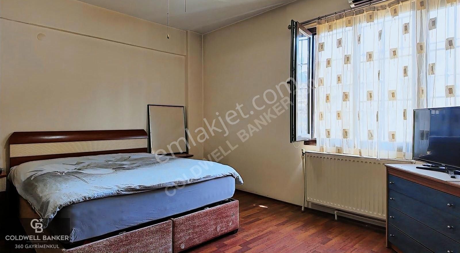 Forum Bornova'ya Yürüme Mesafesinde 4+1 Tripleks Müstakil Villa - Görsel 16