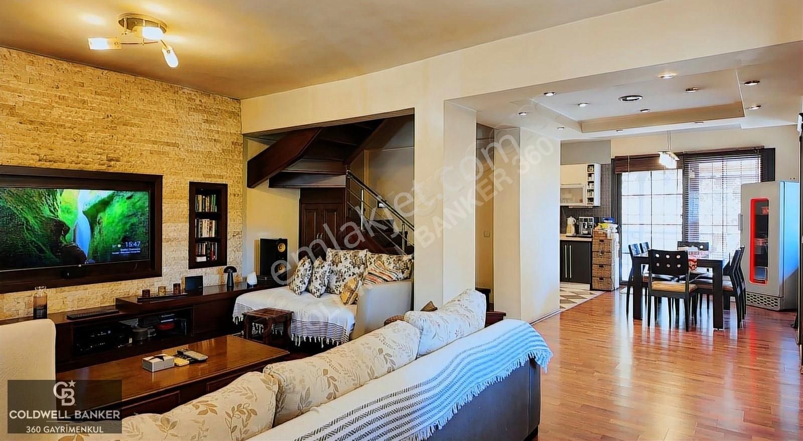 Forum Bornova'ya Yürüme Mesafesinde 4+1 Tripleks Müstakil Villa - Görsel 13