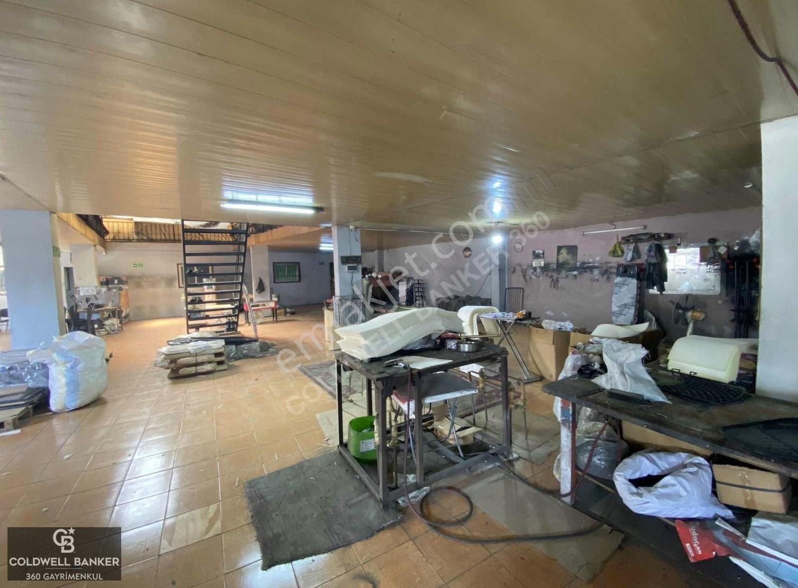 Cb360- Karabağlar 1.750m2 Kapalı Komple Bina İmalathane - Görsel 7