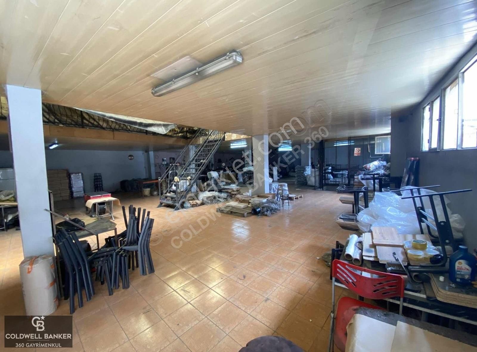 Cb360- Karabağlar 1.750m2 Kapalı Komple Bina İmalathane - Görsel 30