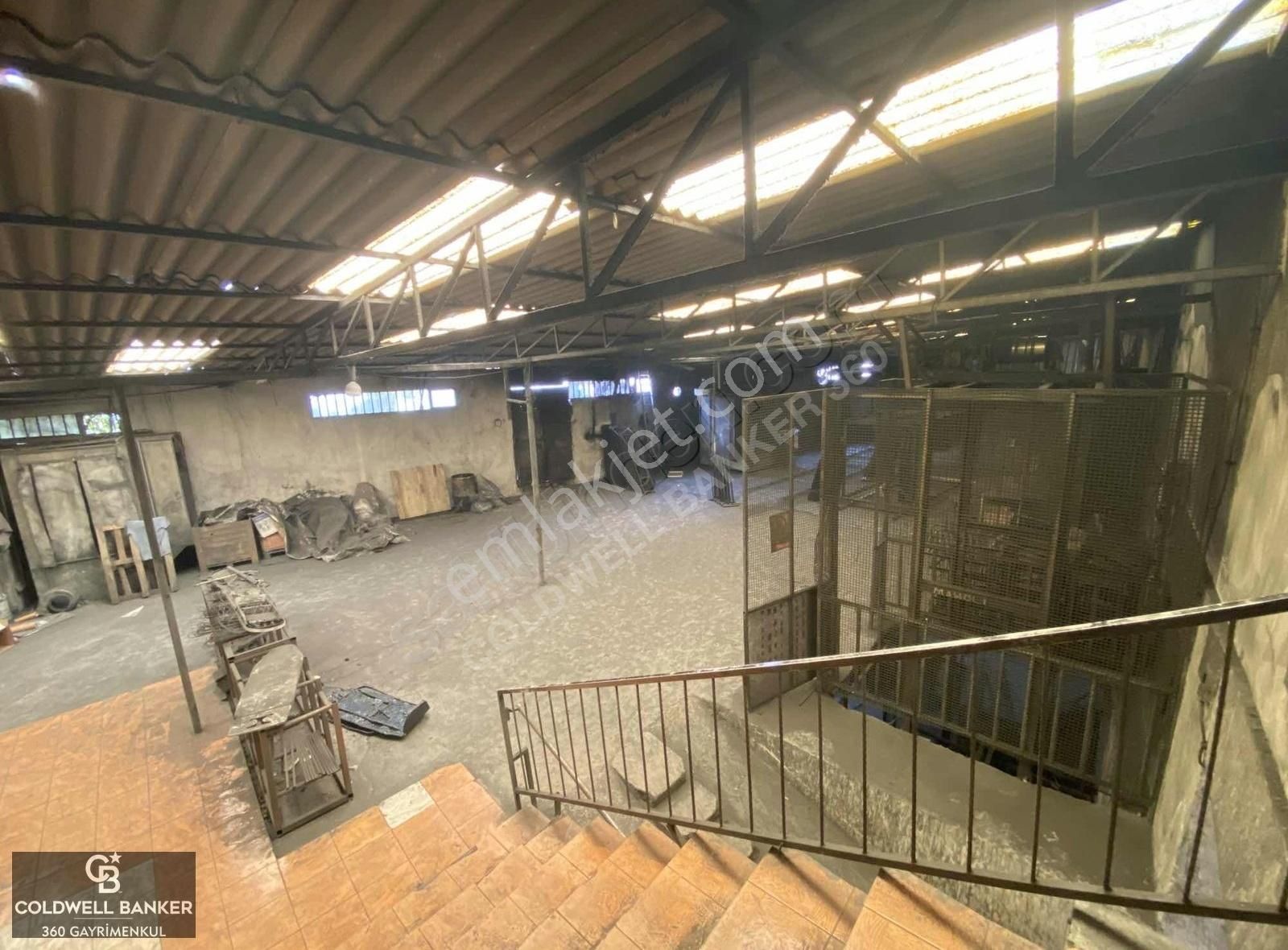 Cb360- Karabağlar 1.750m2 Kapalı Komple Bina İmalathane - Görsel 8