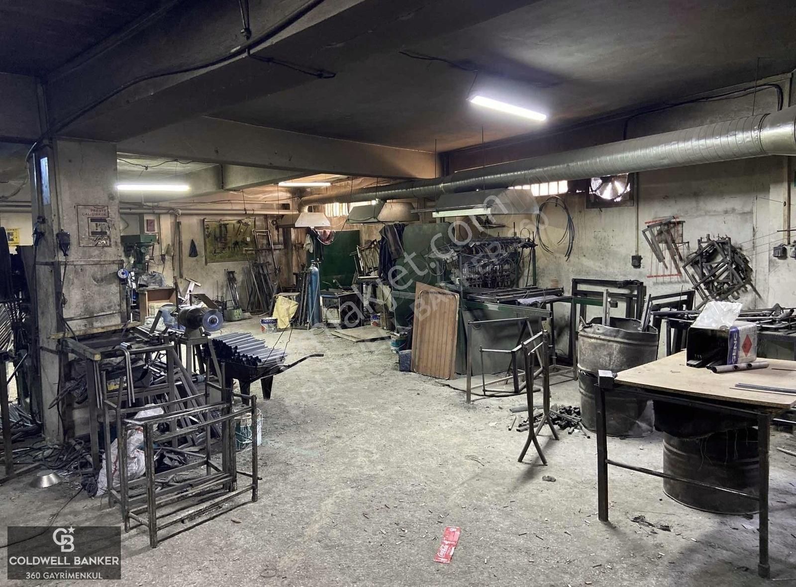 Cb360- Karabağlar 1.750m2 Kapalı Komple Bina İmalathane - Görsel 9