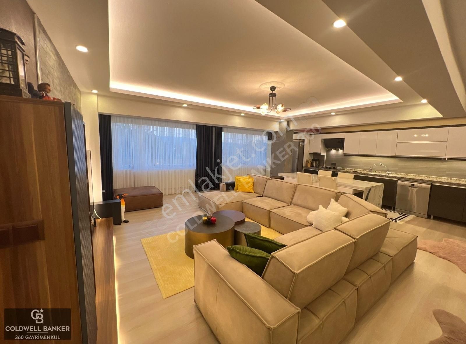 Urla Kalabak'ta 550m2 Doğayla İç İçe Full Eşyalı Villa - Görsel 12