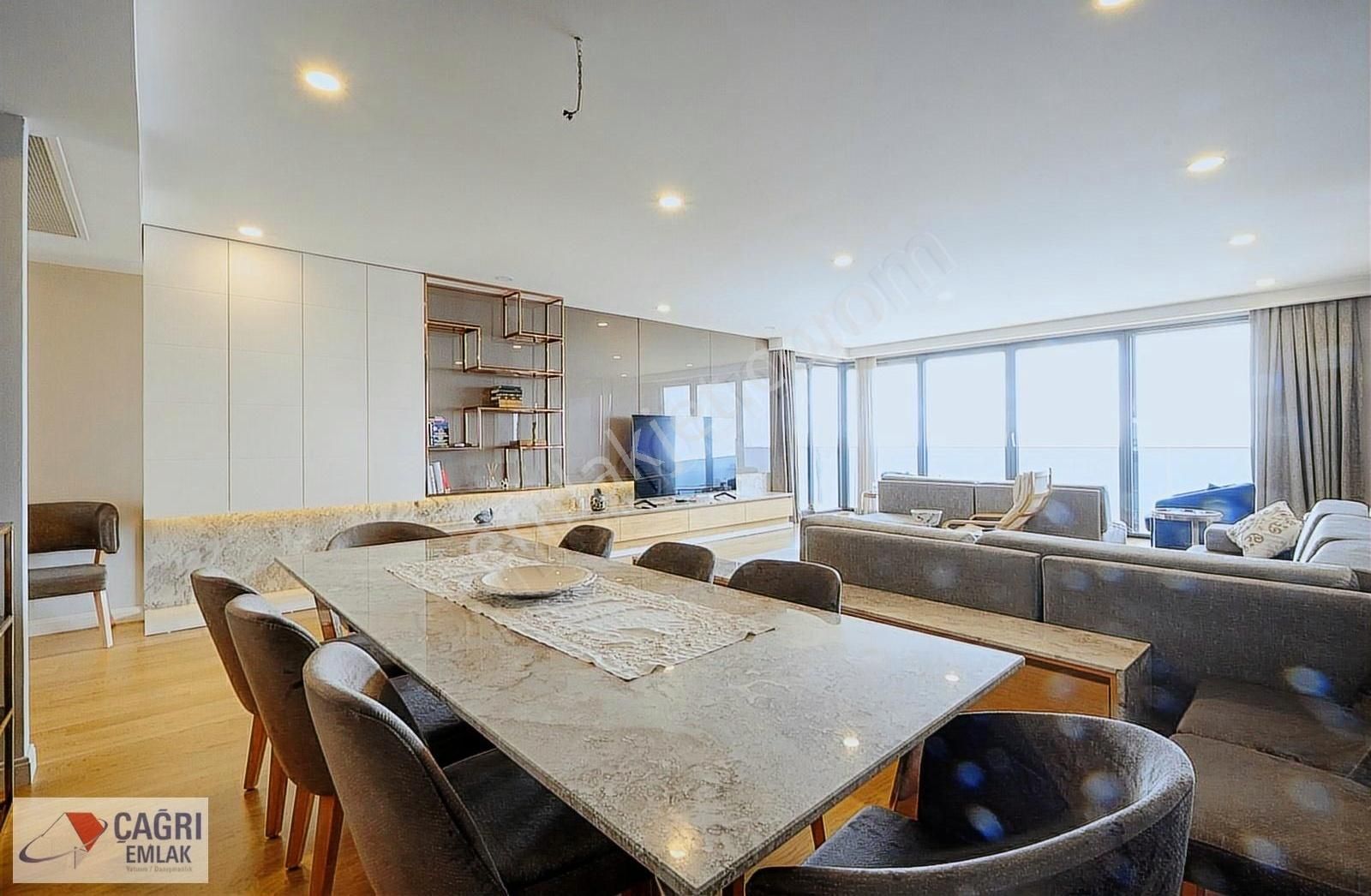 Çağrı Emlak'tan Konyaaltında Denize Sıfır Lüks 4+1 Satılık Daire - Görsel 23