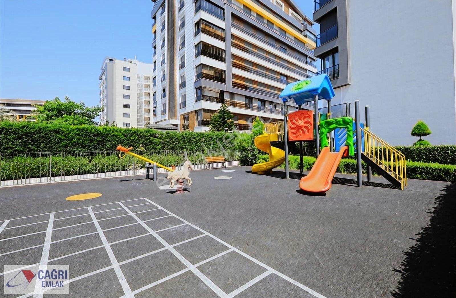 Çağrı Emlak'tan Konyaaltında Denize Sıfır Lüks 4+1 Satılık Daire - Görsel 14