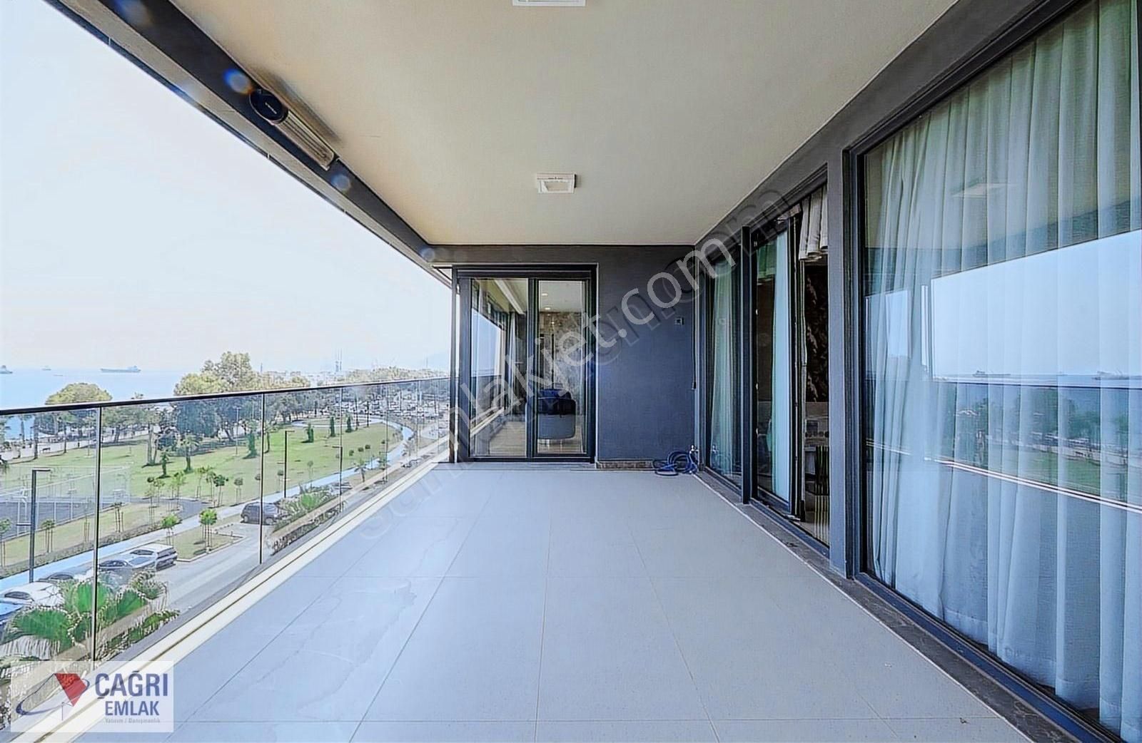 Çağrı Emlak'tan Konyaaltında Denize Sıfır Lüks 4+1 Satılık Daire - Görsel 9