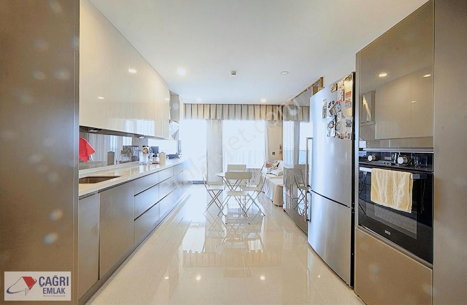 Çağrı Emlak'tan Konyaaltında Denize Sıfır Lüks 4+1 Satılık Daire - Görsel 6