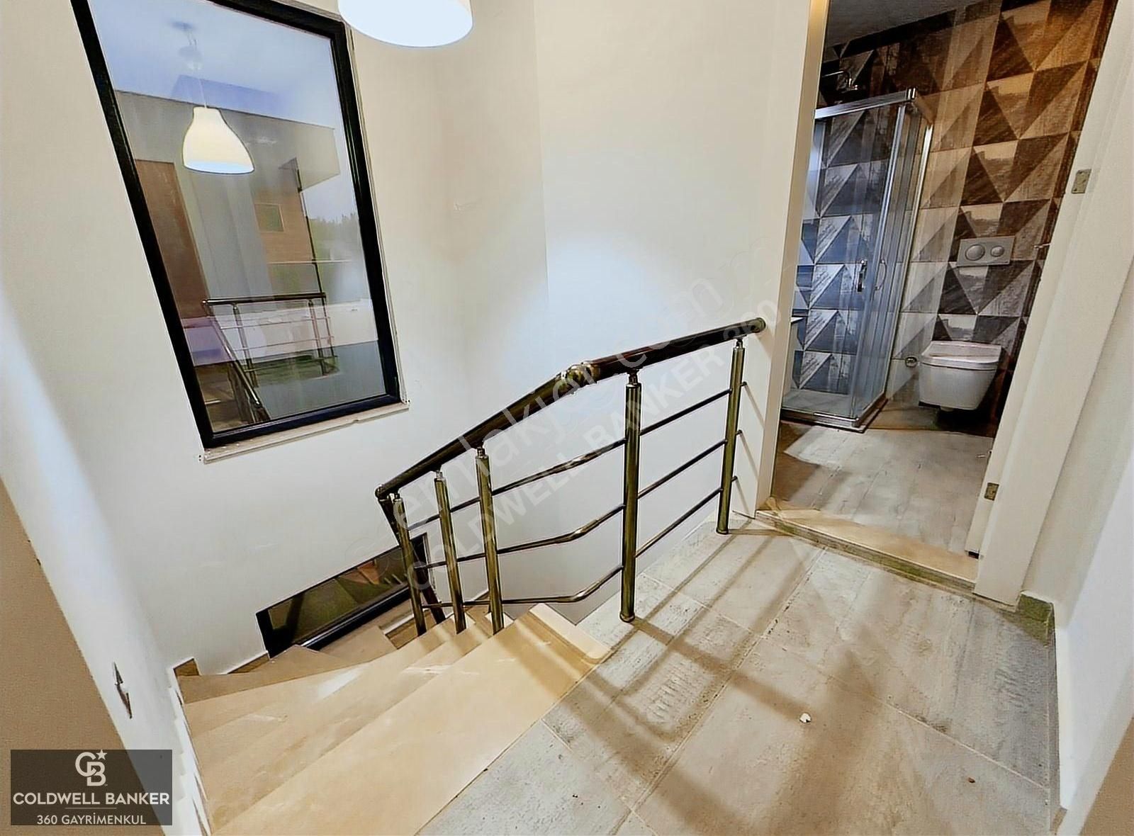 Çeşme Ildır'da Havuzlu Site İçerisinde 3+1 Satılık Villa - Görsel 5