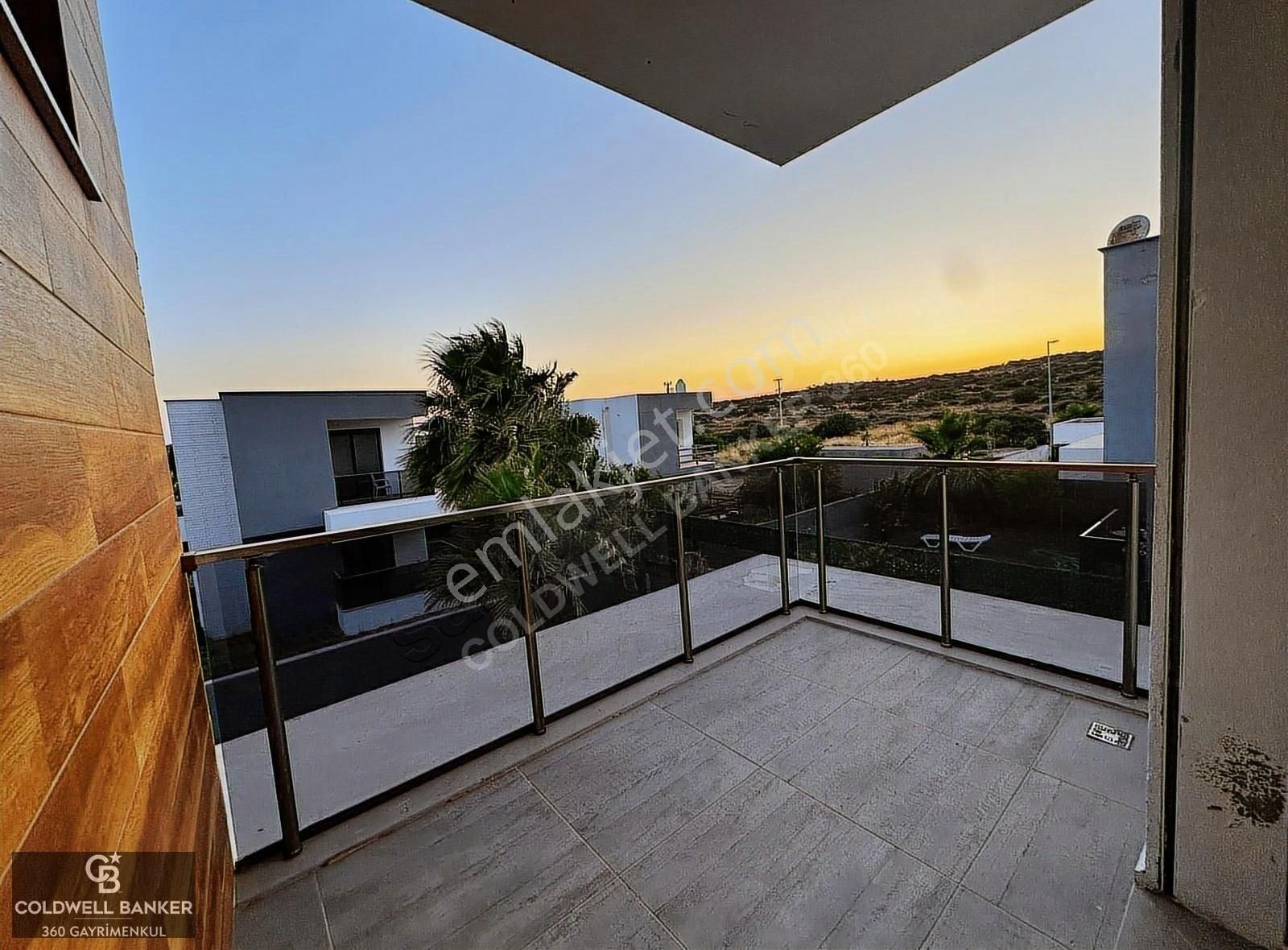 Çeşme Ildır'da Havuzlu Site İçerisinde 3+1 Satılık Villa - Görsel 7