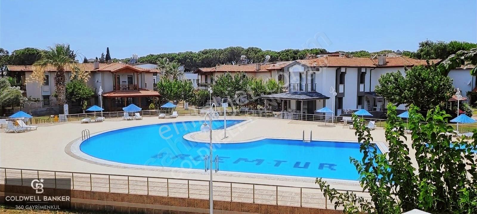 Seferihisar Ürkmez'de Erdem-tur Sitesi'nde Satılık 3+1 Villa - Görsel 24