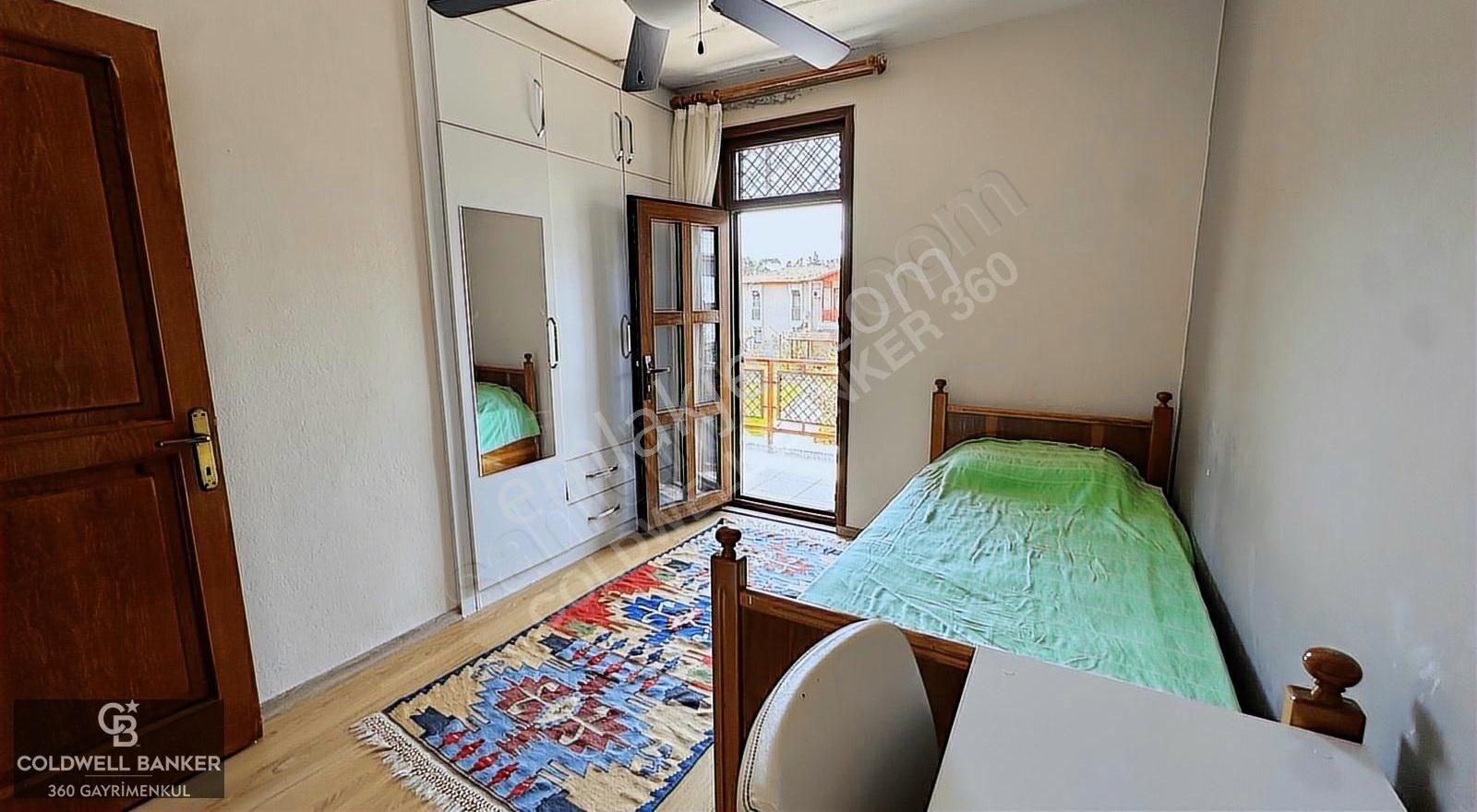 Seferihisar Ürkmez'de Erdem-tur Sitesi'nde Satılık 3+1 Villa - Görsel 19