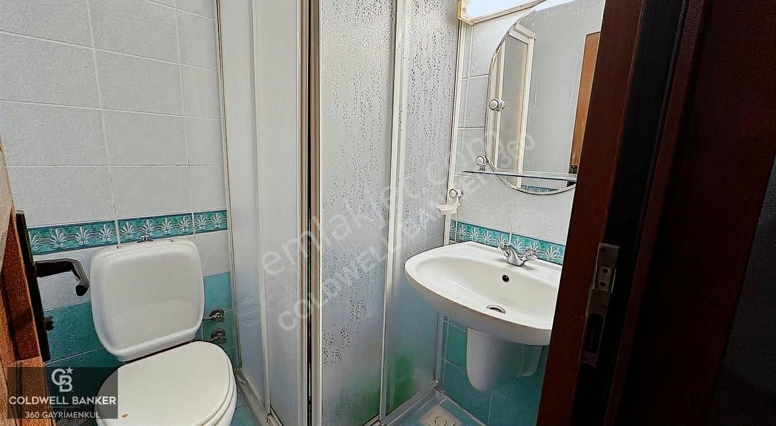 Seferihisar Ürkmez'de Erdem-tur Sitesi'nde Satılık 3+1 Villa - Görsel 9