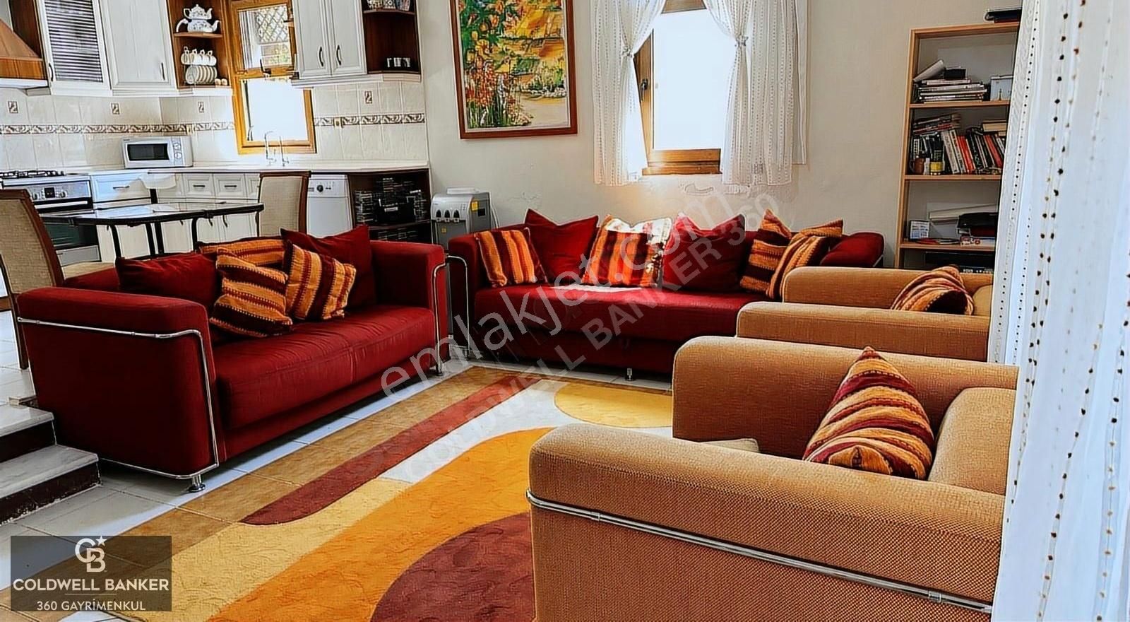 Seferihisar Ürkmez'de Erdem-tur Sitesi'nde Satılık 3+1 Villa - Görsel 8