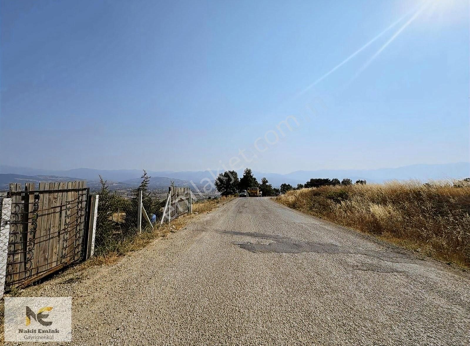 Asfalt'a 22m Cepheli Tel Örgülü 2333m2 Ceviz Bahçesi İnegöl 15dk - Görsel 25