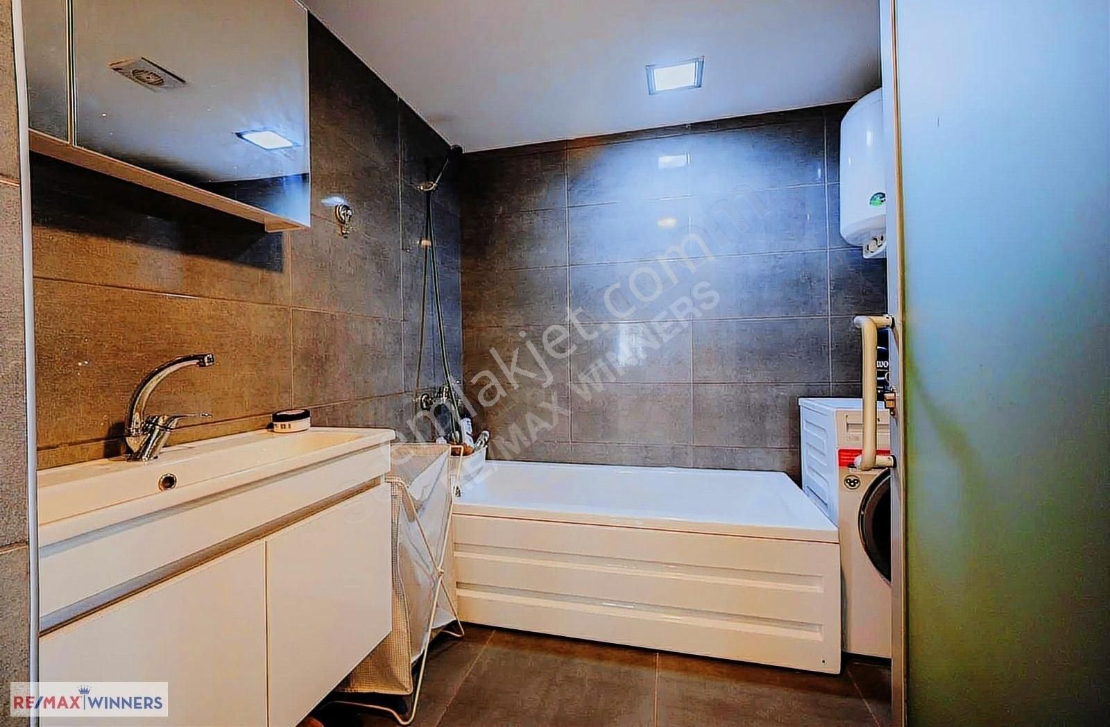 Ramada Otel Çaprazında Ofis Kullanımına Uygun 2+1 - Görsel 38