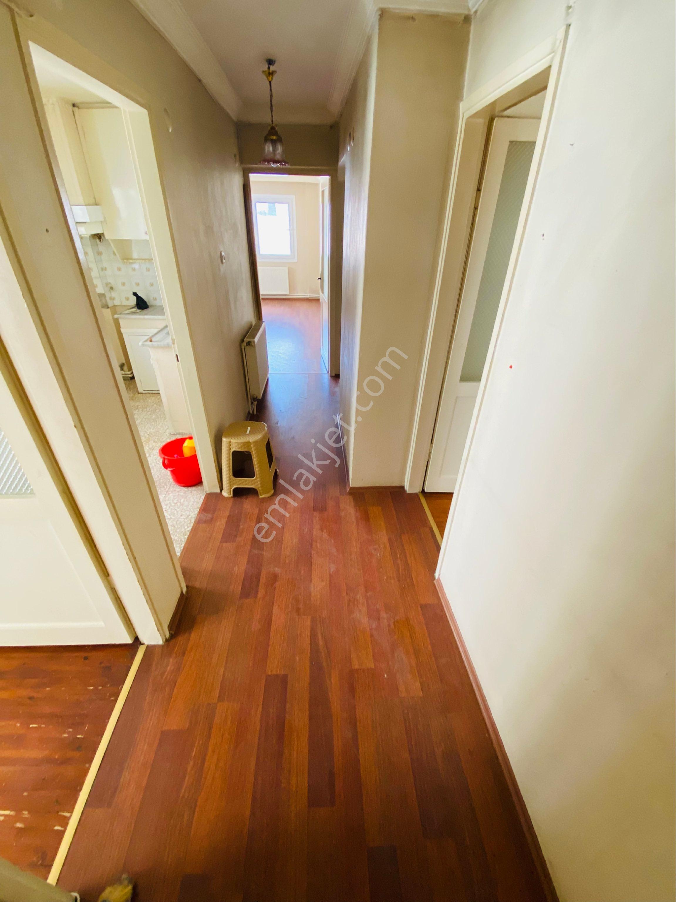 Betonyol Cadde Üzerinde Köşe Könumlu 3+1 120m2 Doğalgazlı Arakat Daire - Görsel 15