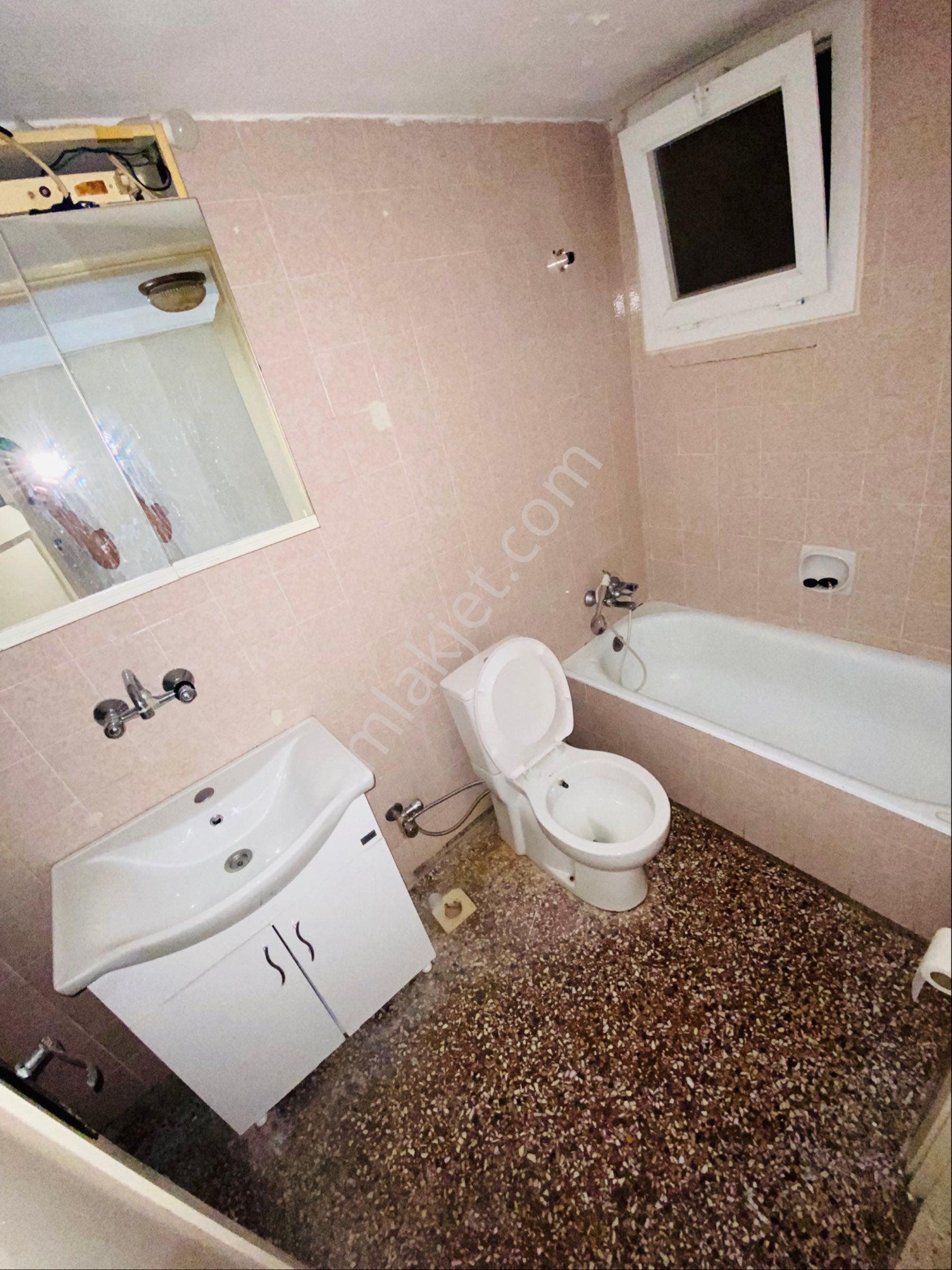Betonyol Cadde Üzerinde Köşe Könumlu 3+1 120m2 Doğalgazlı Arakat Daire - Görsel 22