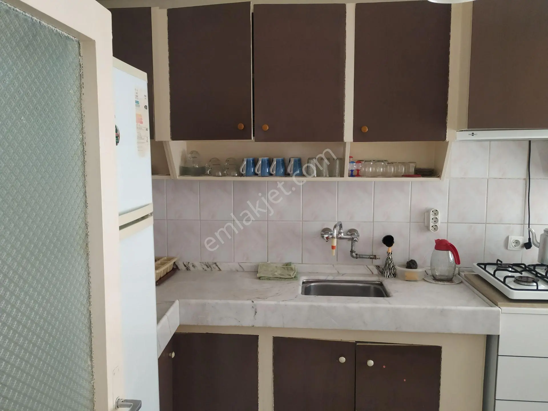 Üzümcü Okulu Yakını Kombili Eşyalı Kiralık 1+1 Daire - Görsel 3