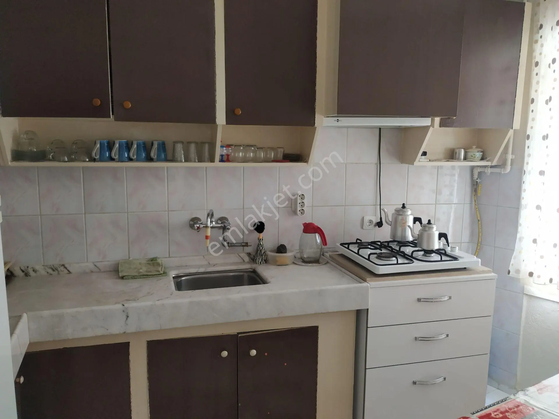 Üzümcü Okulu Yakını Kombili Eşyalı Kiralık 1+1 Daire - Görsel 2