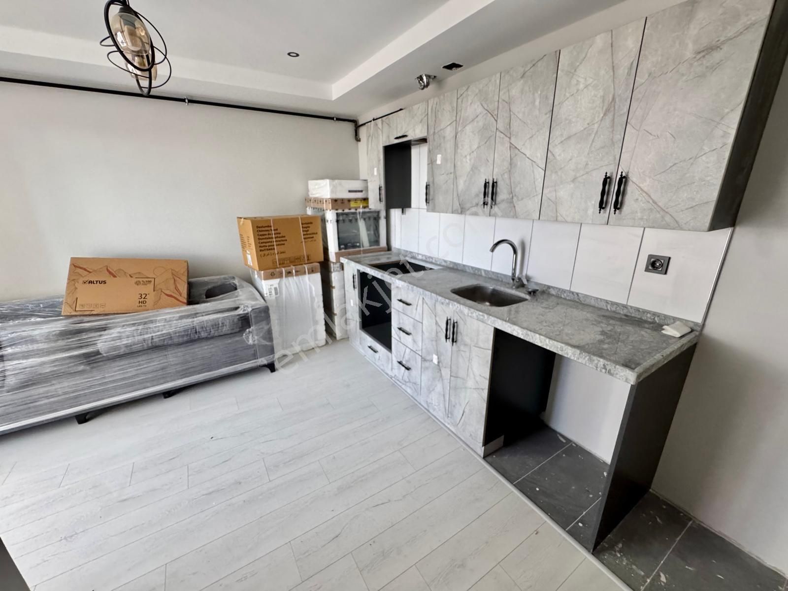 Evim-nur'dan Gürgenyatak Mh. 2+1 Deniz Manzaralı Eşyalı Fırsat Daire - Görsel 25