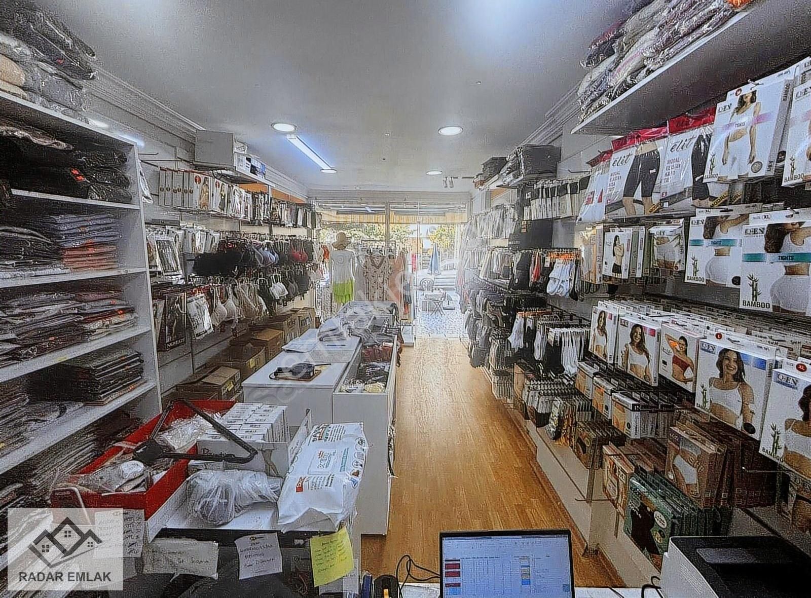 Fahrettinaltay'da Meydan Yakını İç Giyim Magazası - Görsel 11