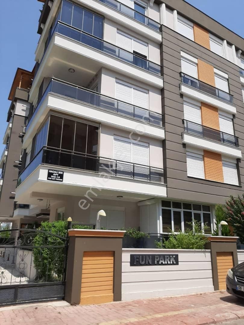 Güvensoy Dan Konyaaltı Hurma Mah Kiralık Temiz Eşyalı 1+1.