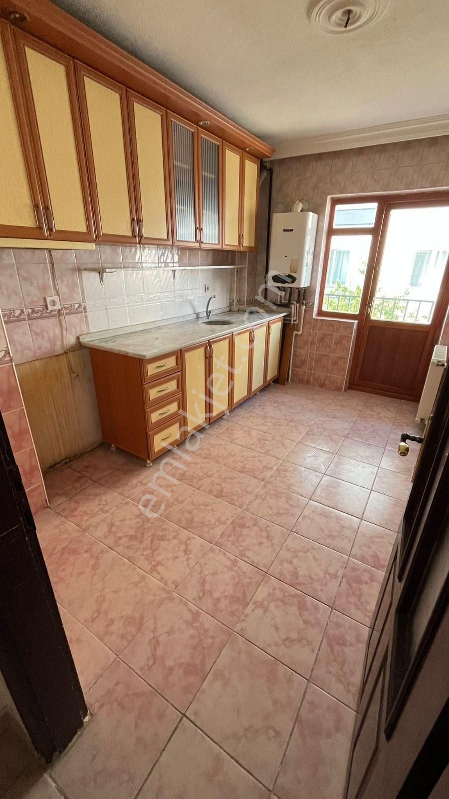 Sincan Pınarbaşı Mahallesinde 3+1 Ara Kat Ön Cephe Satılık Daire