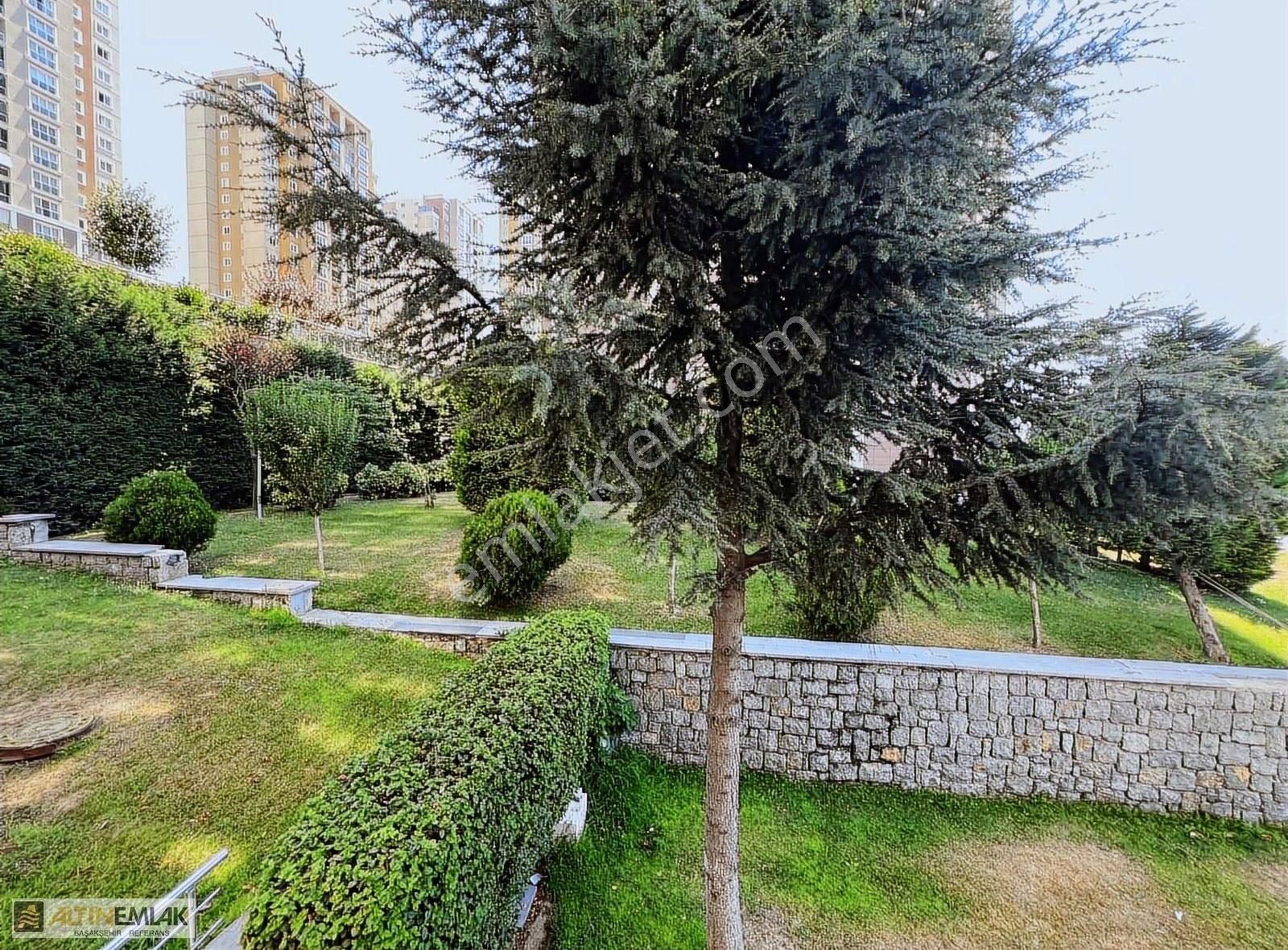 Başakşehir Metrokent'de Full Eşyalı Kiralık 3+1 154 M2 Daire