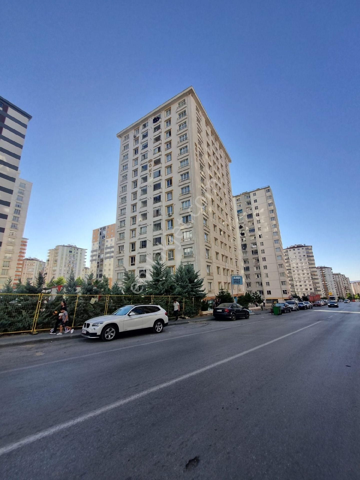 Papatya Caddesindecaddecepheliluksdaire