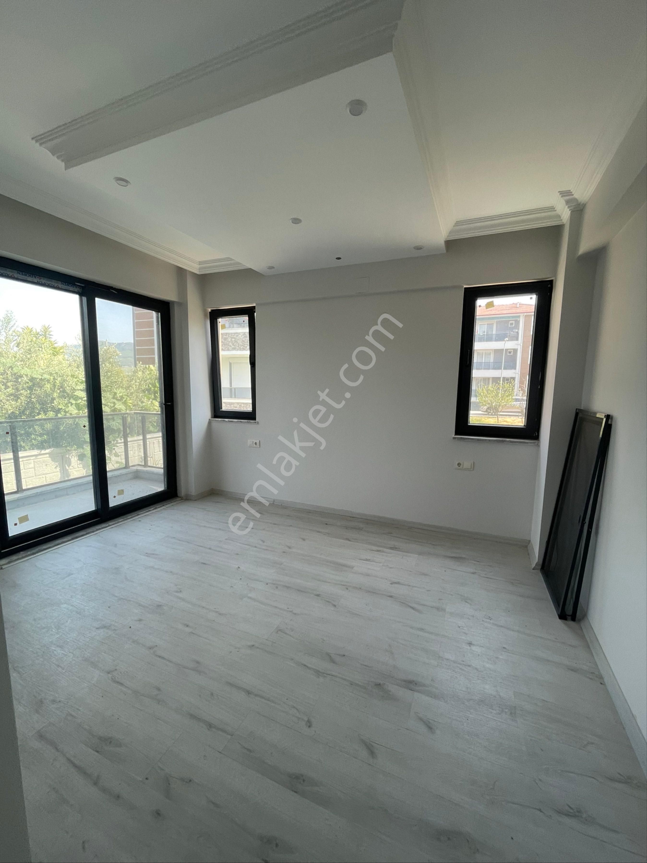 Nysa Emlaktan Dalamanda Bahçeli Ebebeyn Banyolu Satılık 2+1 Daire - Görsel 4