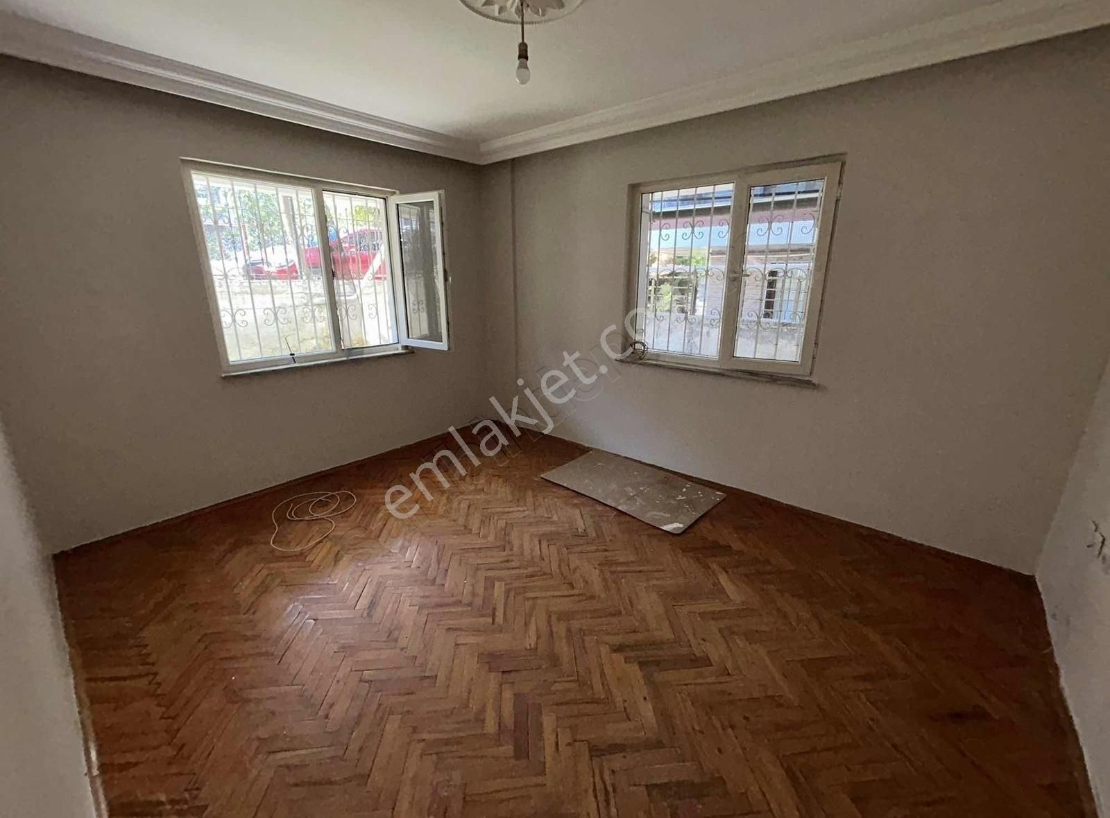 Erdoğan Emlaktan Satılık Bahçe Kat Ön Cephe 2+1 - Görsel 6