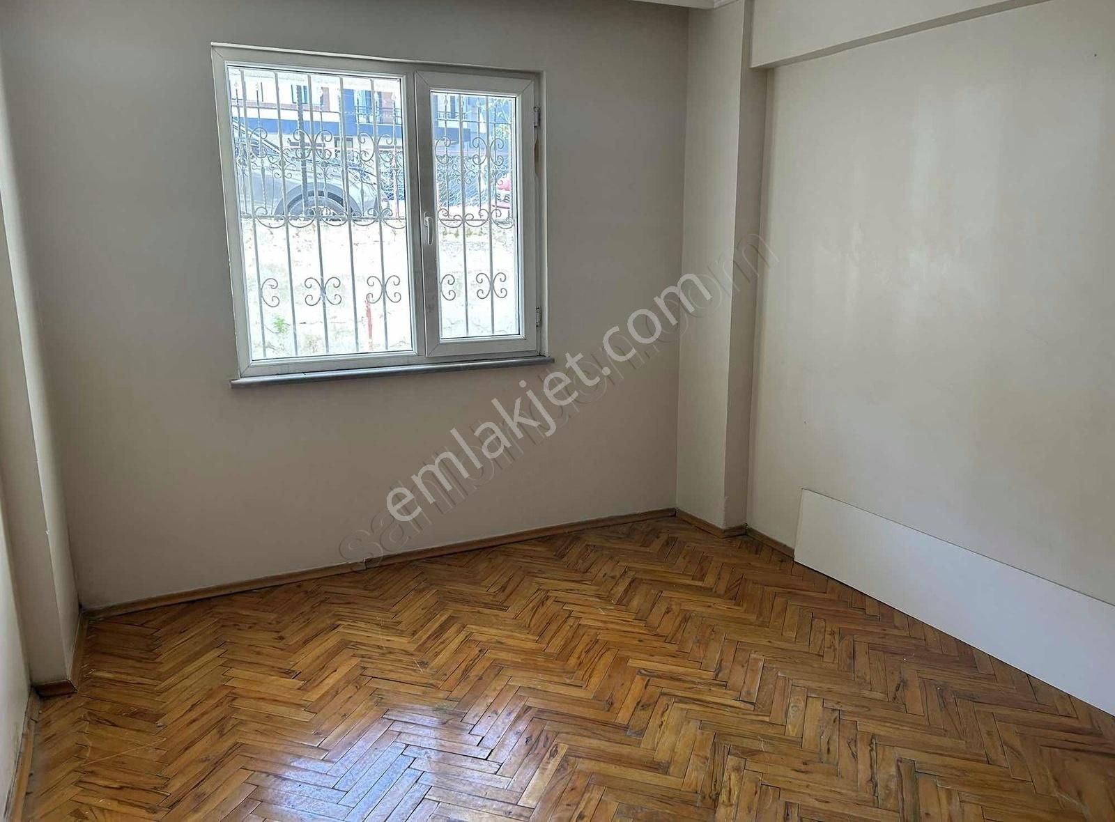 Erdoğan Emlaktan Satılık Bahçe Kat Ön Cephe 2+1 - Görsel 8