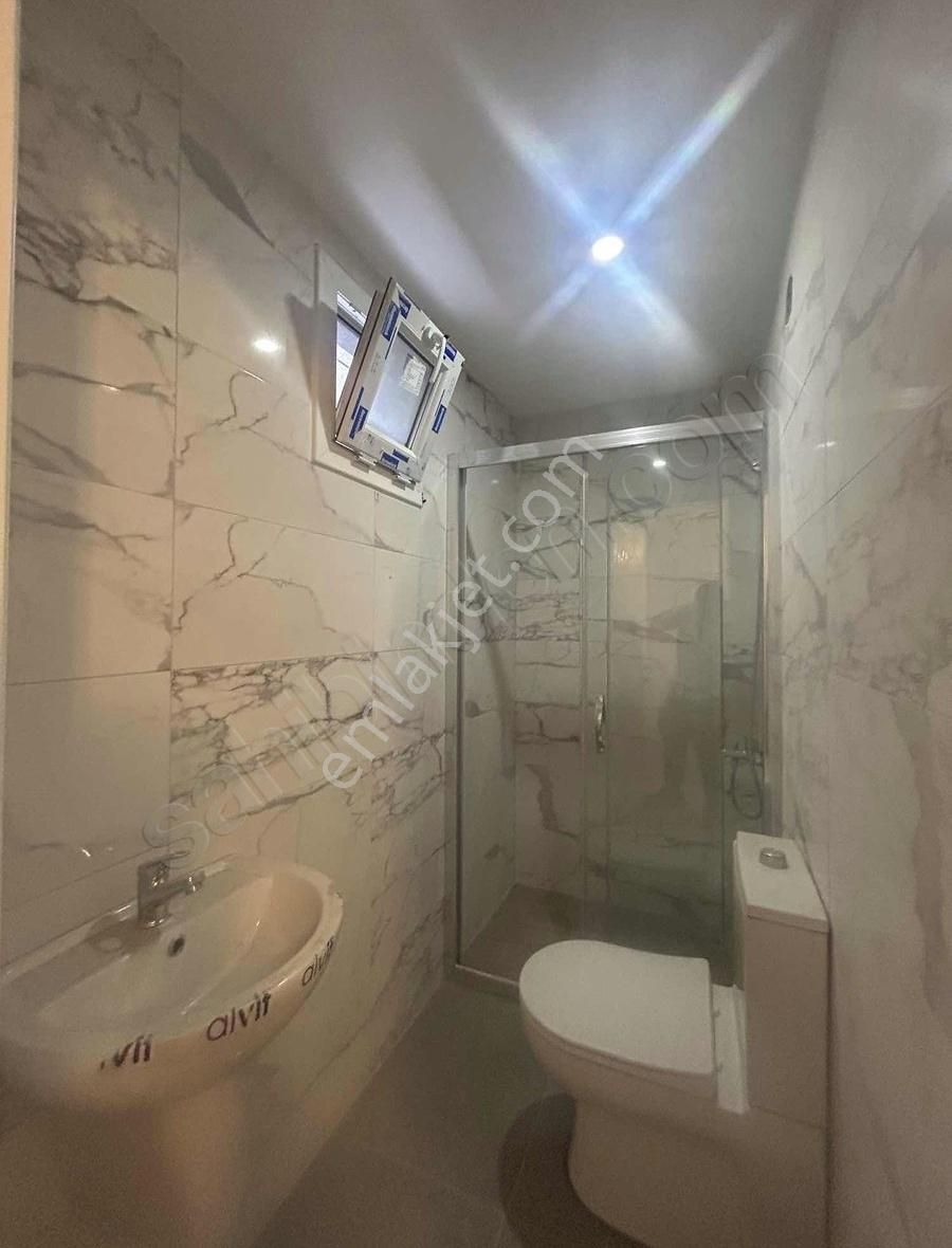 Erdoğan Emlaktan Merkezde Satılık 3+1 Asansörlü Büyük Daire - Görsel 5