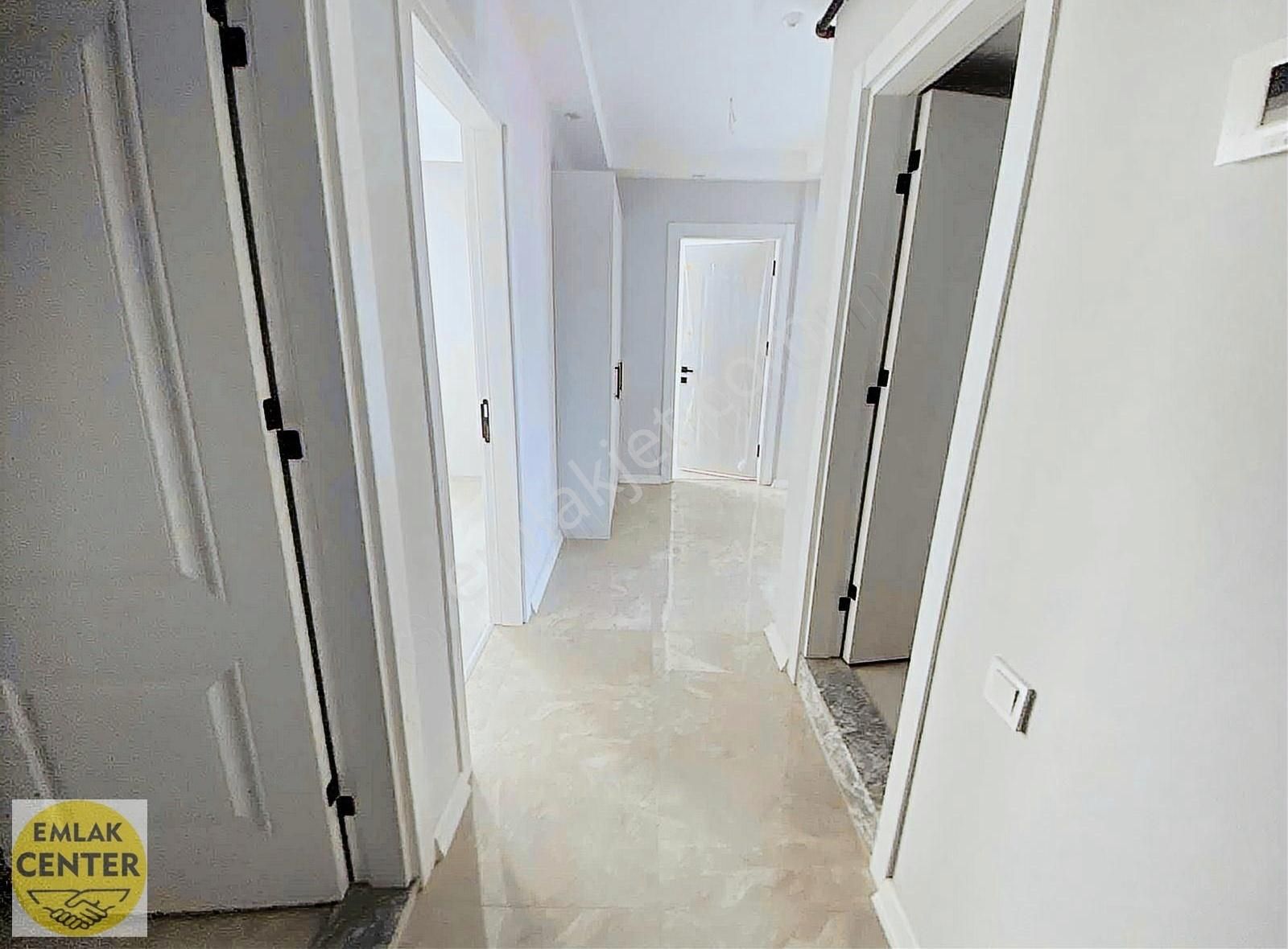 Emlak Center'dan Muradiye'de 3+1 135m2 Kapalı Mutfak Sıfır Daire - Görsel 2