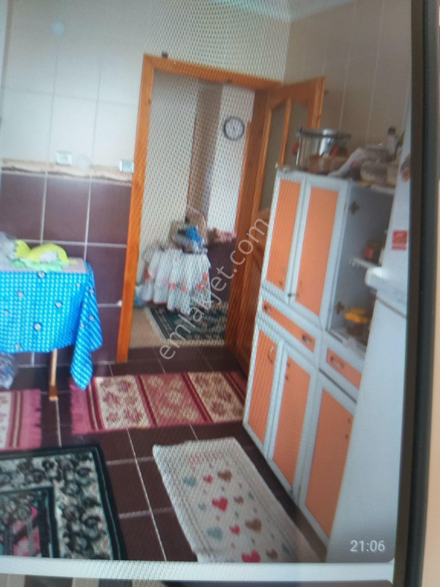 Kartepe Köseköyde 2.5 Katlı 10odalı Müstakil Ev 8600000 - Görsel 7