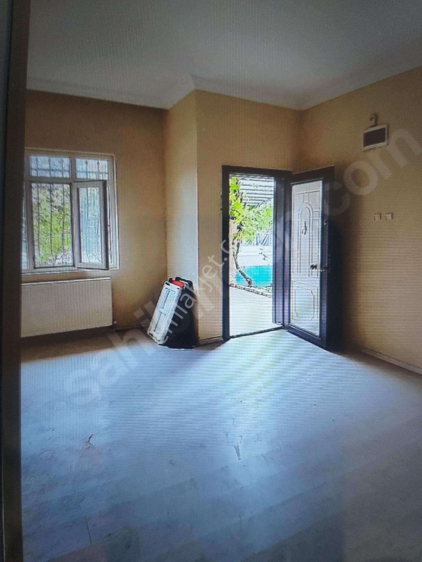 Kartepe Köseköyde 2.5 Katlı 10odalı Müstakil Ev 8600000 - Görsel 16