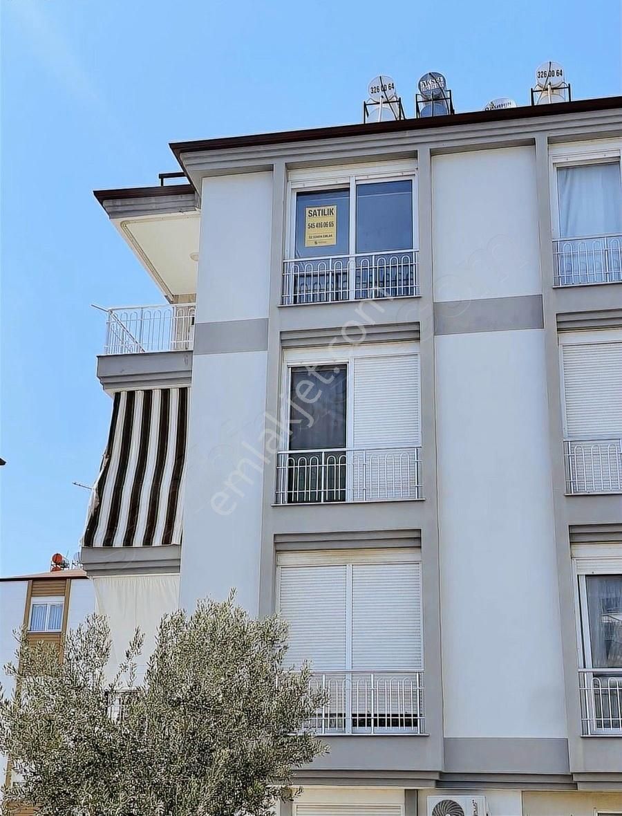 Sütçüler Mah Hastane Karşısı Katta Satılık 2+1 Daire
