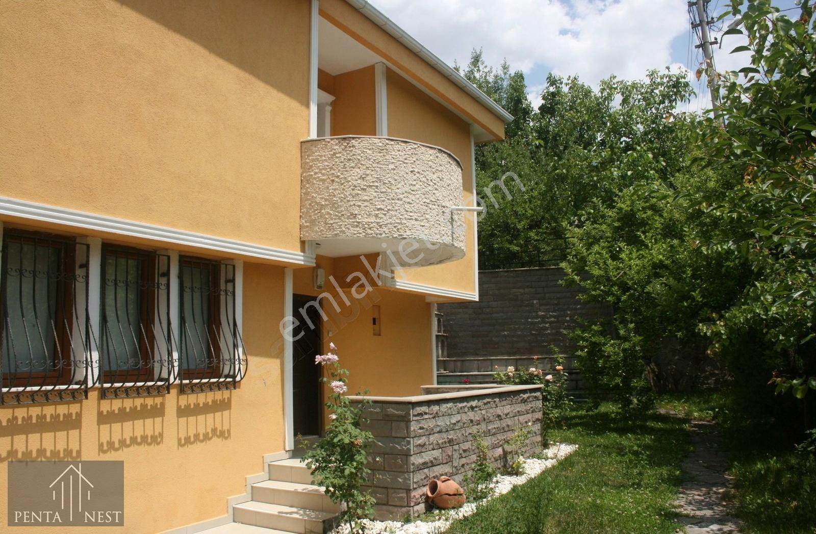 Kazan Yeşilova Villalarında Bağımsız Köşe Lüks Tripleks Villa - Görsel 24