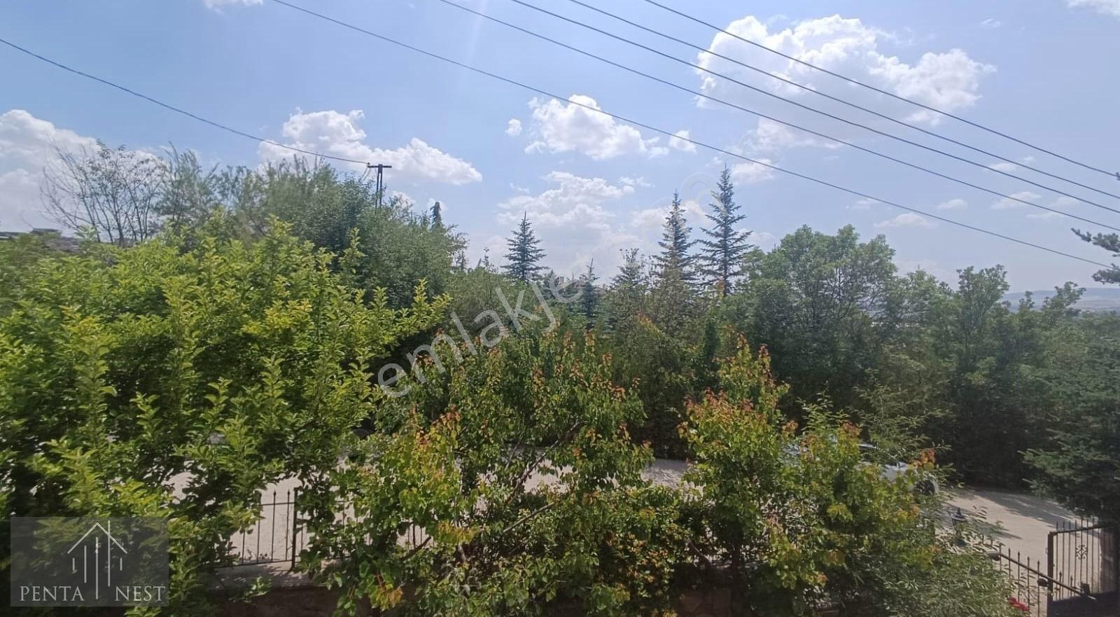Kazan Yeşilova Villalarında Bağımsız Köşe Lüks Tripleks Villa - Görsel 2